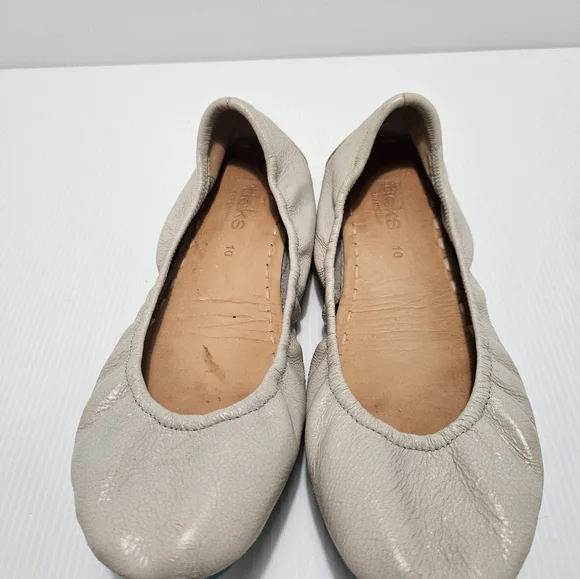 FEATHER GREY TIEKS, SIZE 10 - Picture 2 of 5